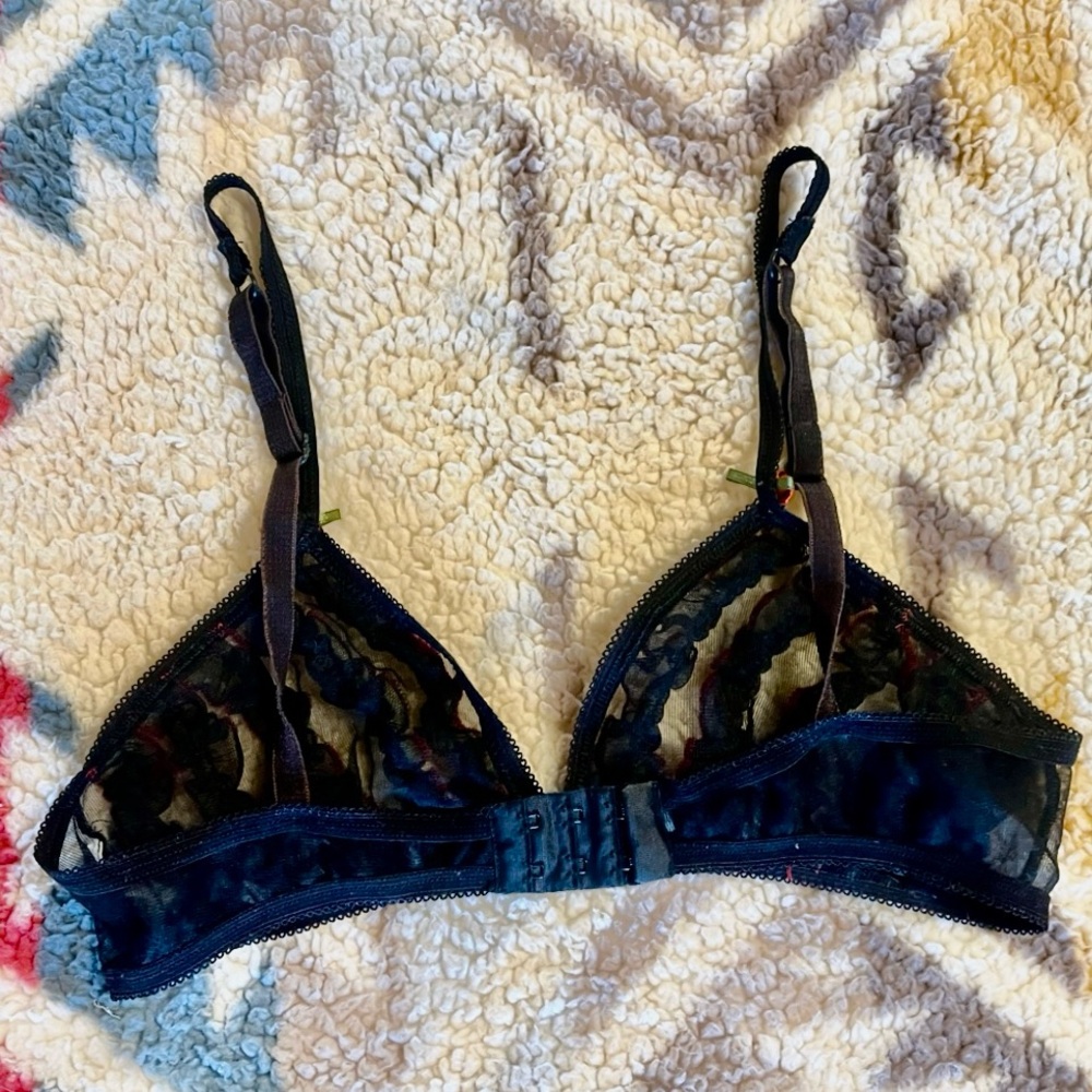VIVE MARIA Ruffle Lace Black Bralette Black & Red Bra RARE - Picture 5 of 5